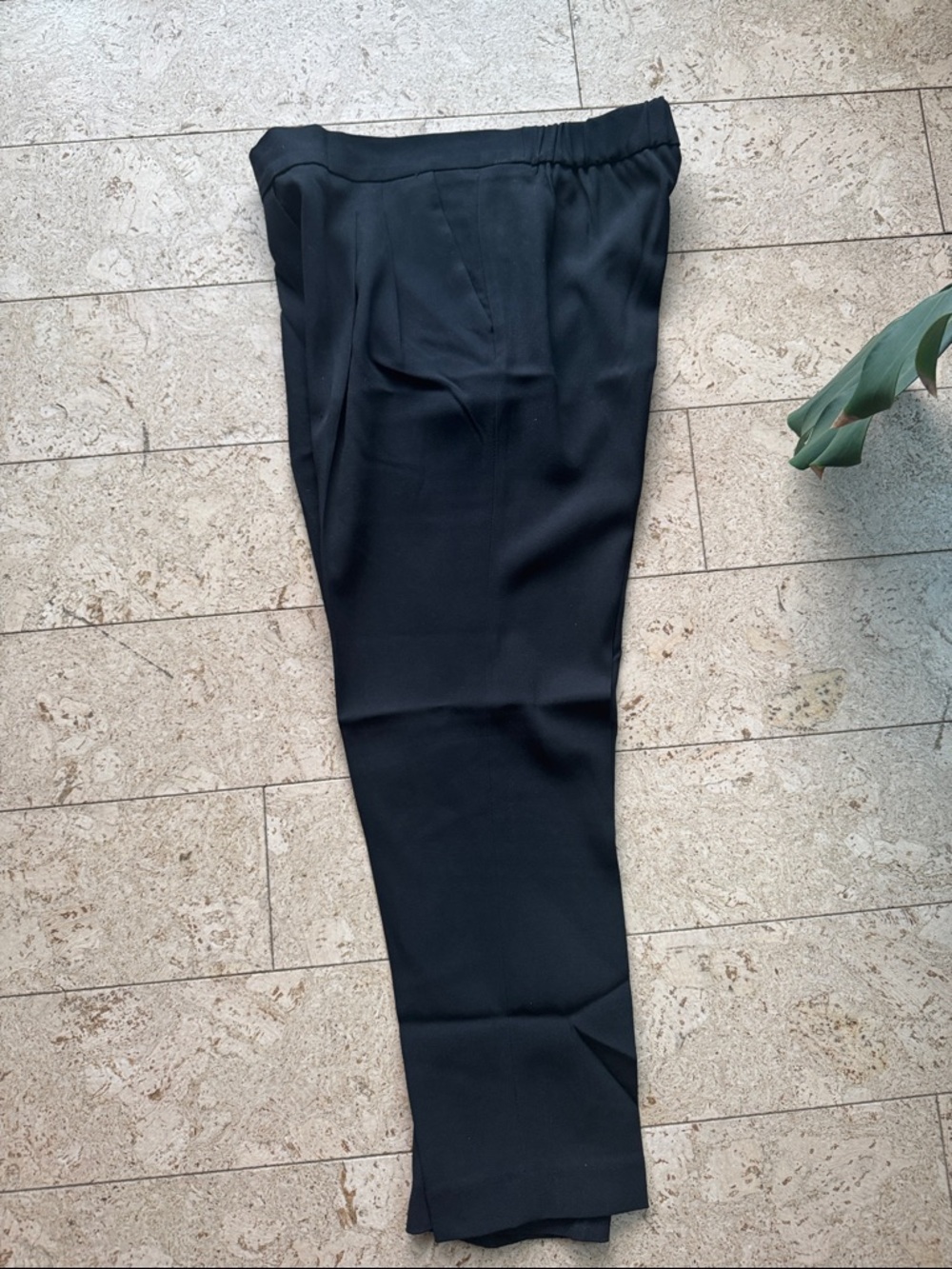Babaton Black Pleated Trousers - Picture 4 of 7